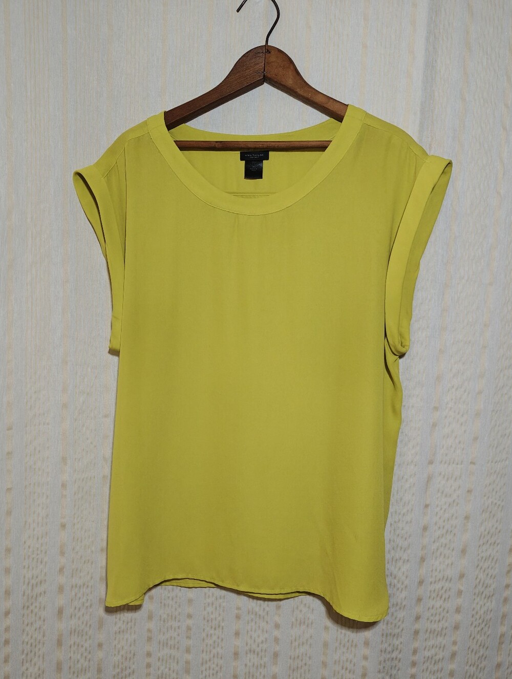 Ann Taylor Lime Yellow Cap Sleeve Blouse size XL